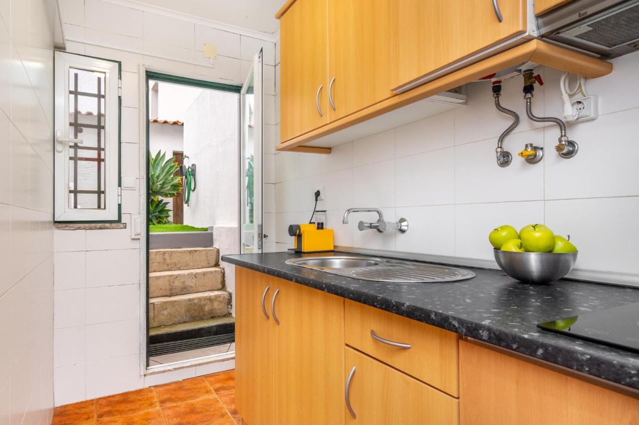 Lisboa, Central Lisbon, Charming Patio House, , Wifi, Air Conditioning, Near Metro, By Ig エクステリア 写真